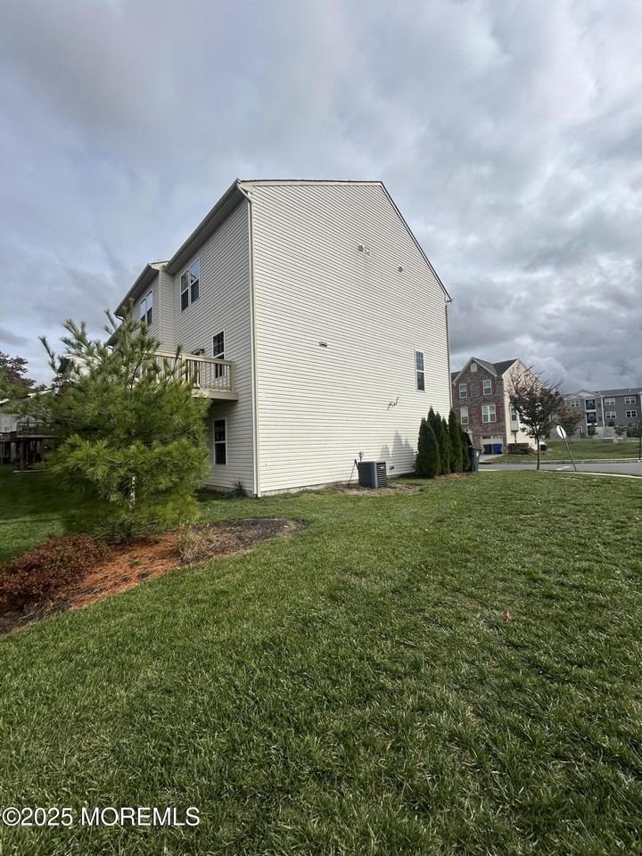 201 Rio Grande Dr Unit 401 #401 - Photo 2 of 23