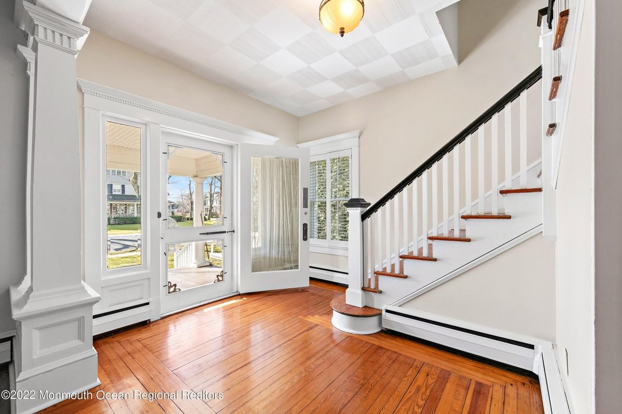 116 Tuttle Ave - Photo 5 of 45