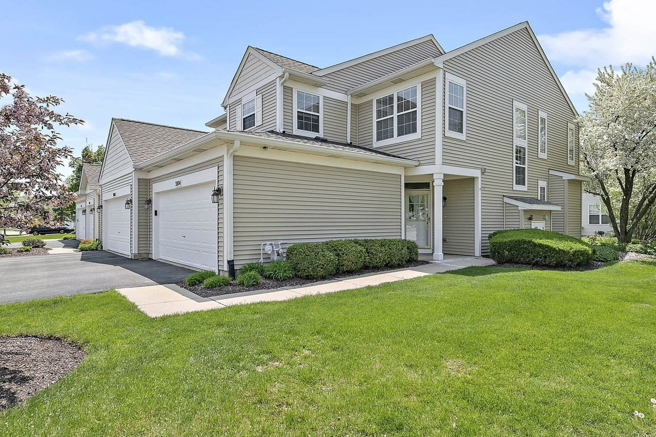 2804 White Thorn Cir #2804 - Photo 2 of 15