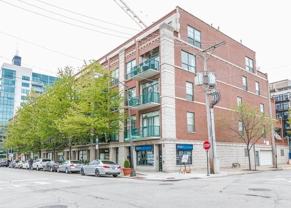 847 W Monroe St #3F - Photo 1 of 1