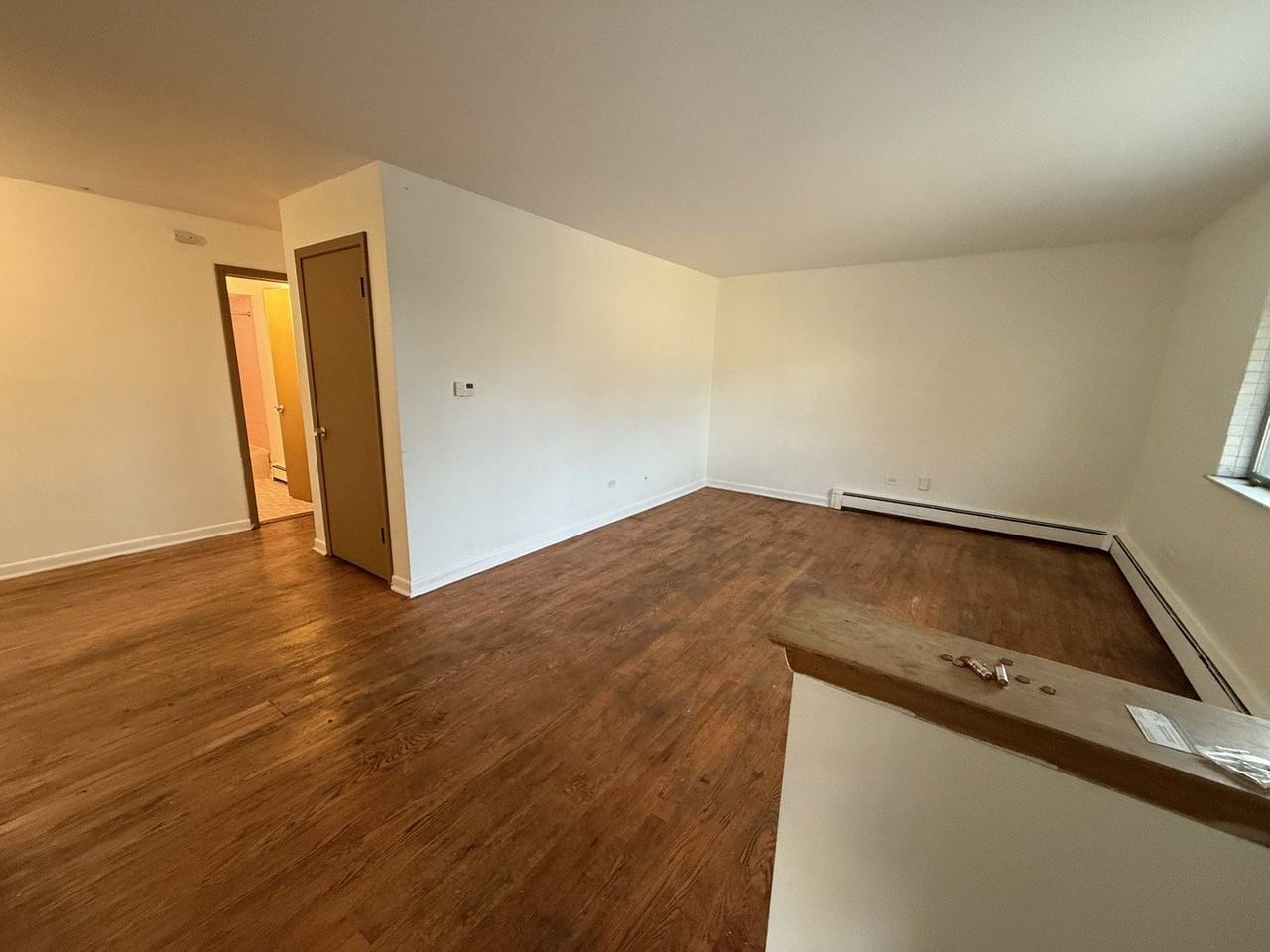 558 North Ardmore Avenue #2W - Photo 2 of 7