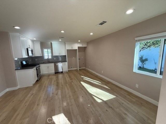 1117 W Burbank Blvd - Photo 5 of 17