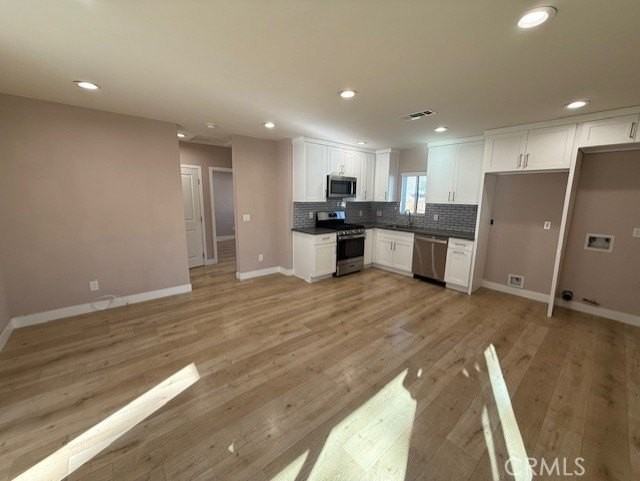1117 W Burbank Blvd - Photo 7 of 17