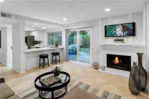 featured image of 27 Bluecoat