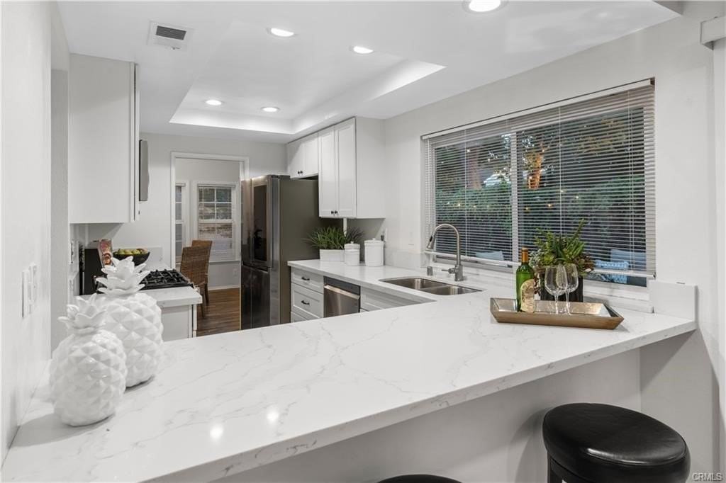 27 Bluecoat - Photo 3 of 49