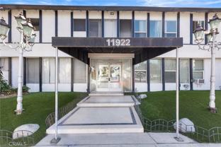 11922 Burbank Blvd #20 - Photo 1 of 1