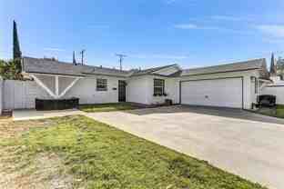 7412 Gazette Ave - Photo 1 of 1