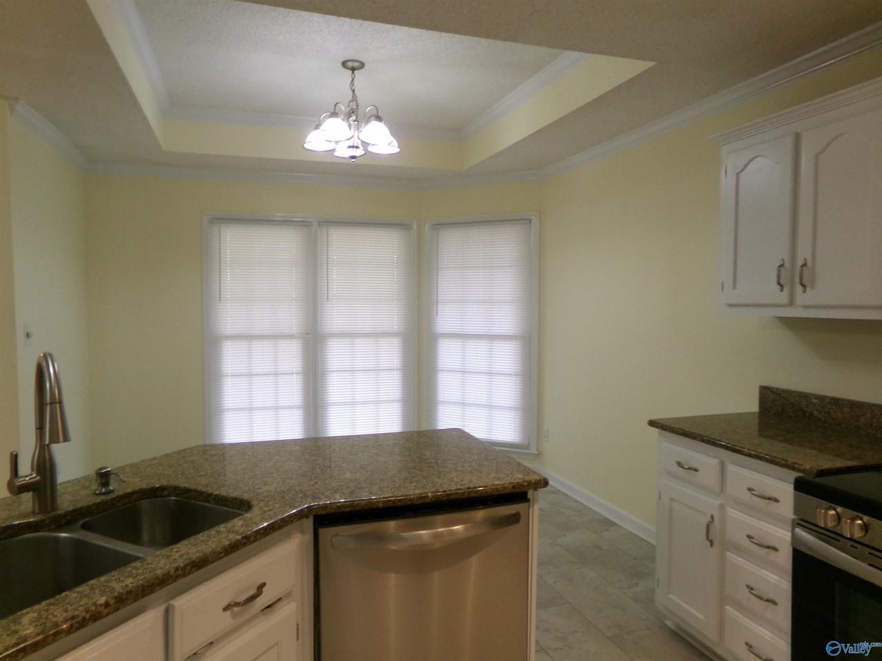 141 Freedom Way - Photo 6 of 17