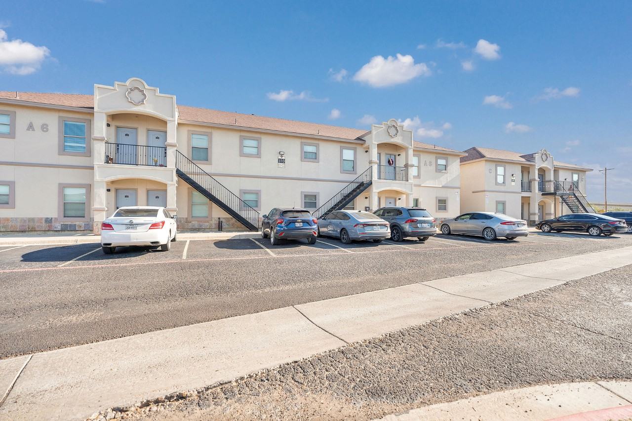 Merida Vista Apartments - Photo 5 of 50