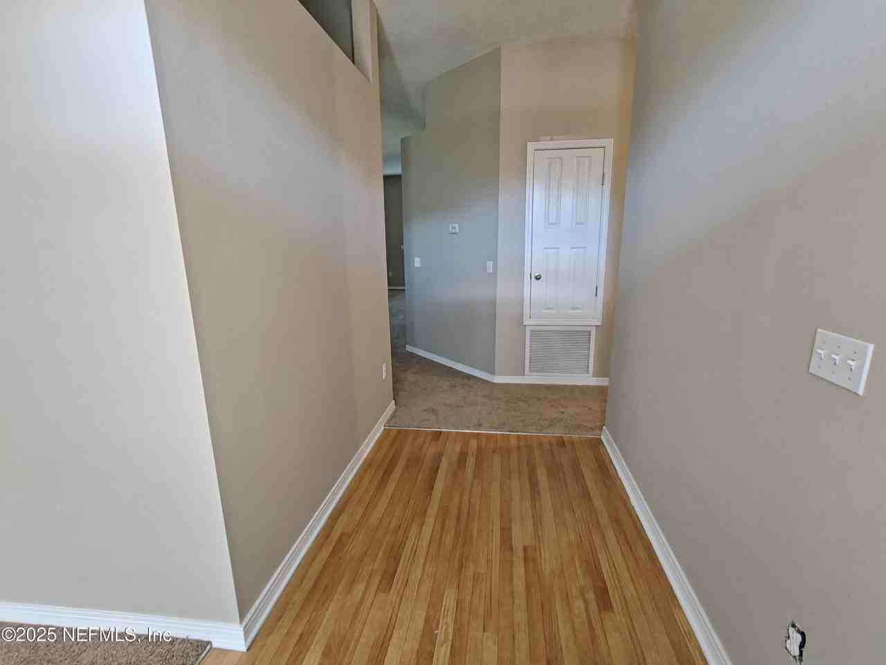 7560 Devola Trl - Photo 7 of 44