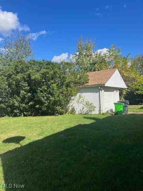 10613 Vernon Ave - Photo 6 of 25