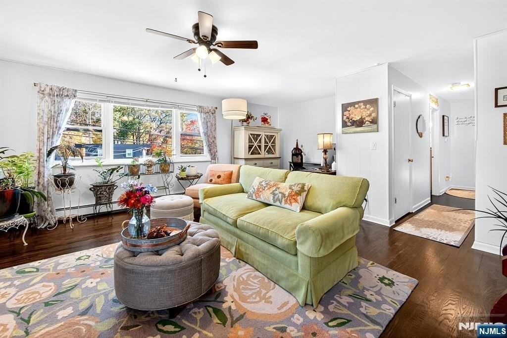 61 Star Lake Road - Photo 3 of 18