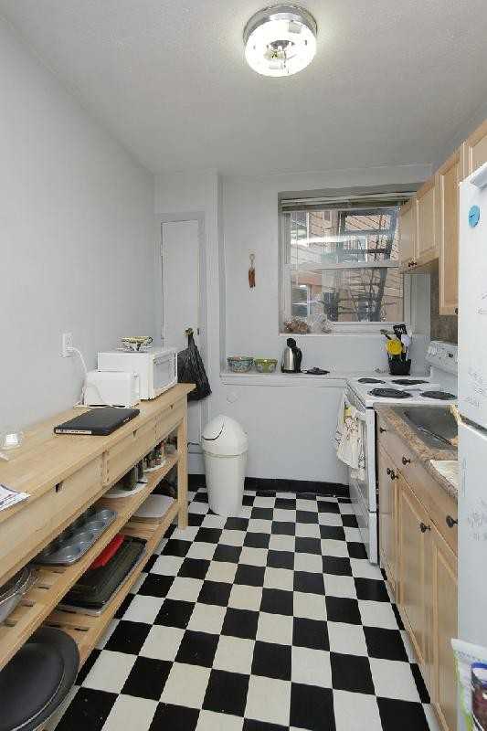 23 Armington St #23 - Photo 3 of 6