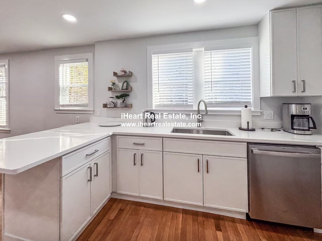 Saint James Cir #1 - Photo 7 of 24