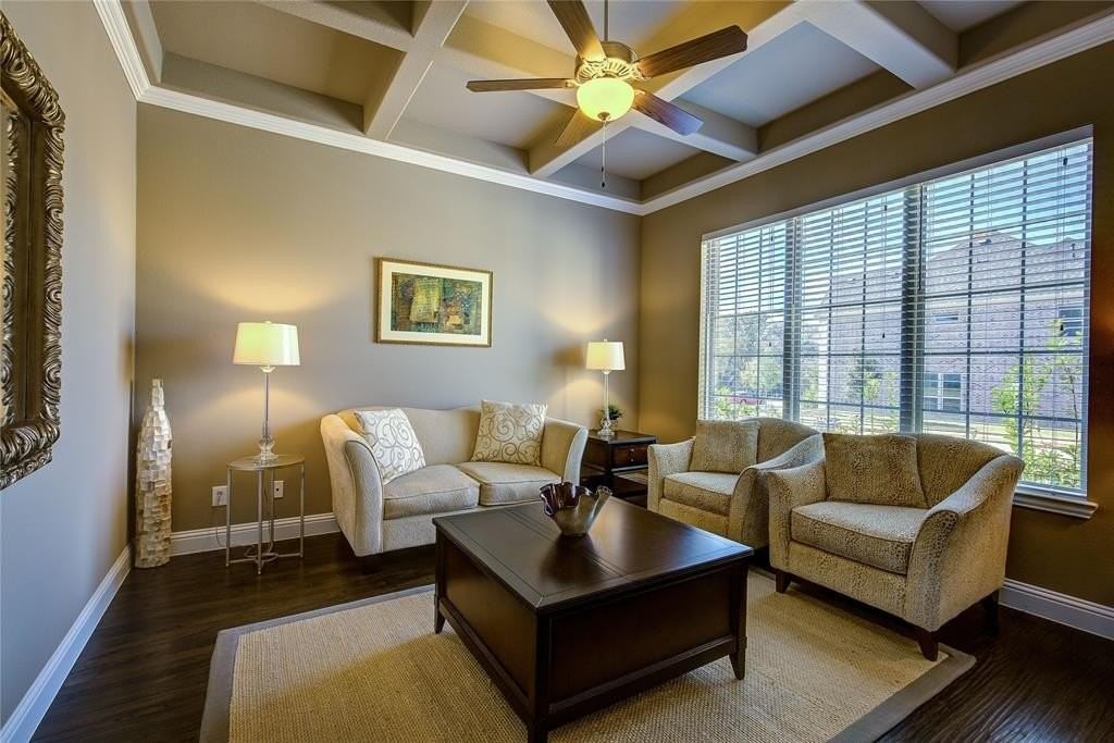 4194 Ravenbank Dr - Photo 3 of 37