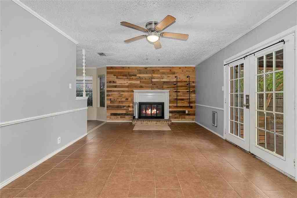 1602 Spring Branch Drive - Photo 4 of 19