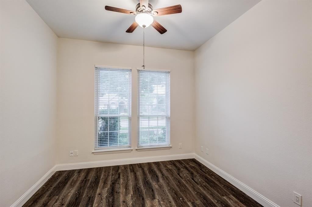 3509 Stone Creek Lane South - Photo 5 of 23