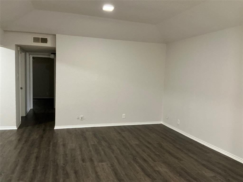 6712 Glenbrook Ln - Photo 2 of 5