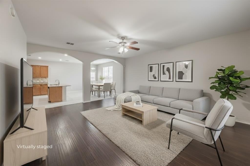 5446 Prairie Lane - Photo 4 of 39