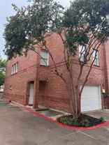 207 E Mulberry St - Photo 1 of 1