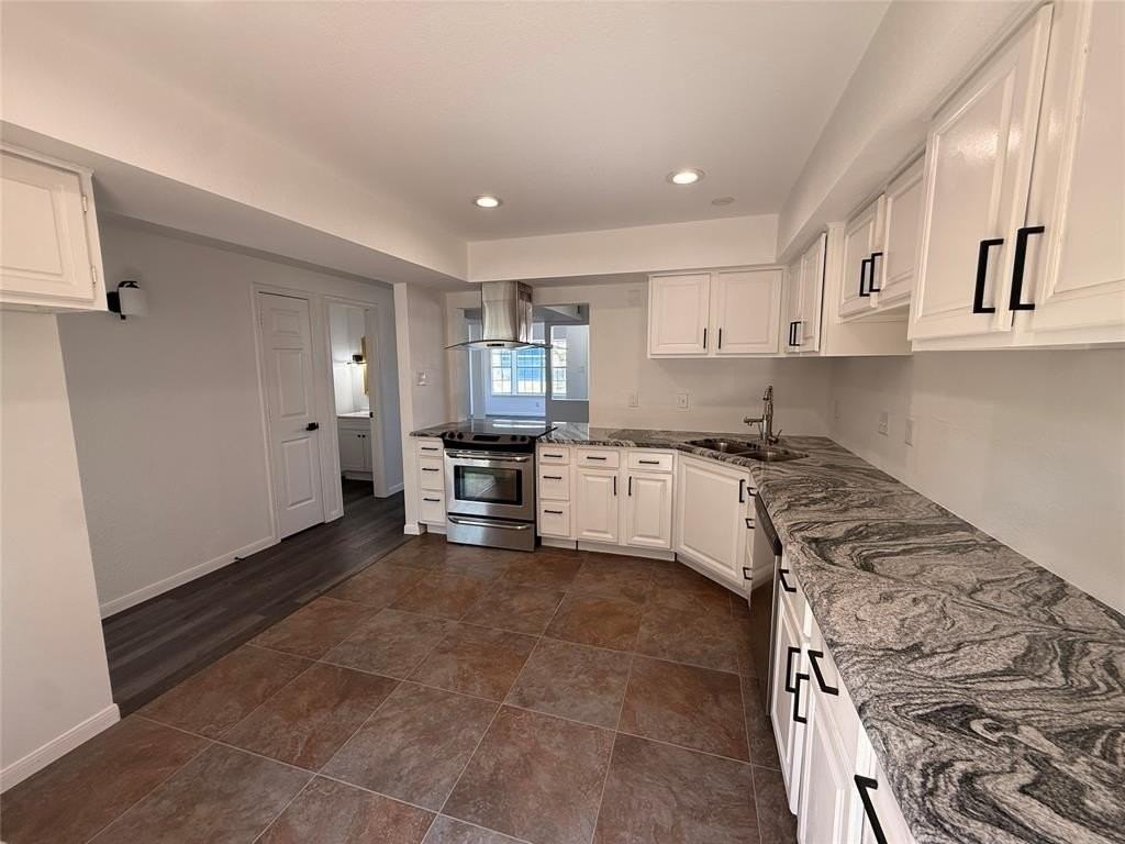 4600 Waterway Drive - Photo 3 of 13