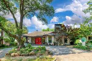 featured image of 803 Brookhurst Dr