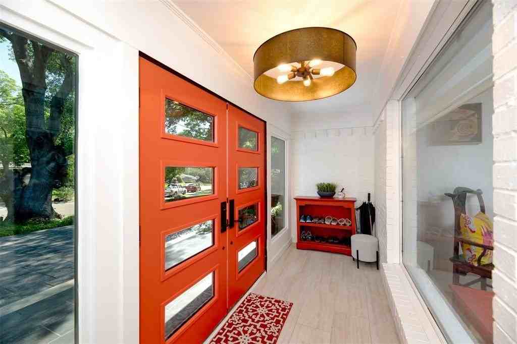 803 Brookhurst Dr - Photo 5 of 40