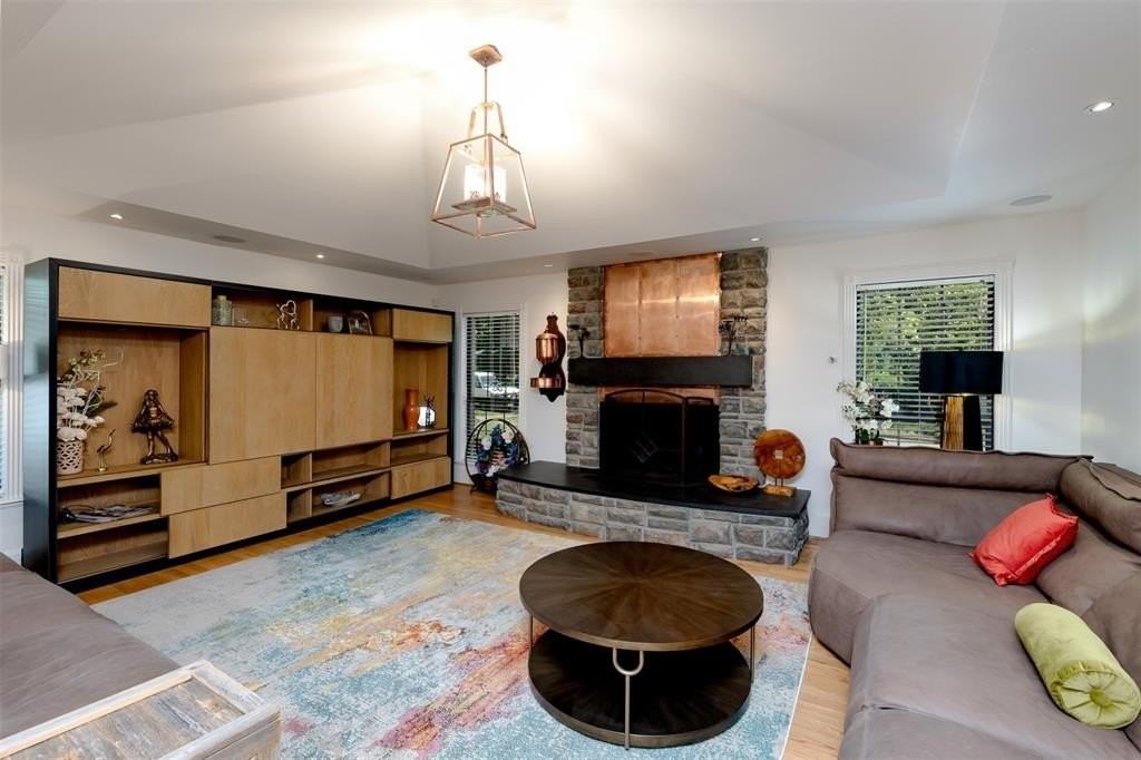 803 Brookhurst Dr - Photo 7 of 40