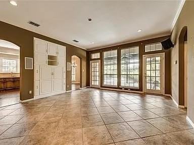 3621 Roxbury Lane - Photo 6 of 14