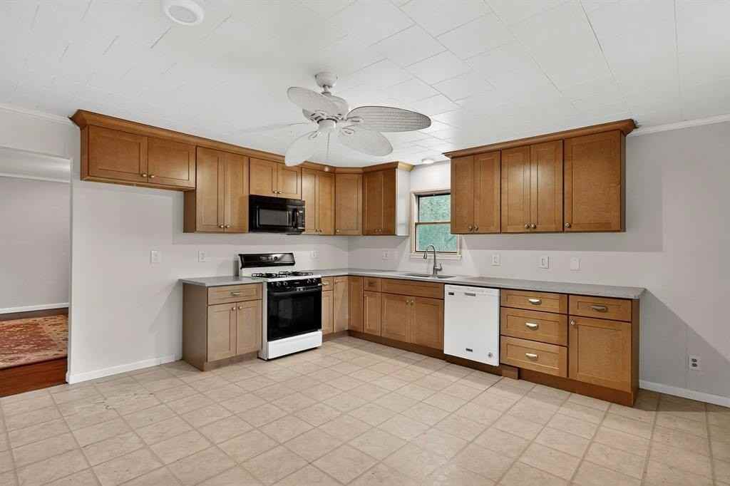 6585 County Road 179 - Photo 6 of 29