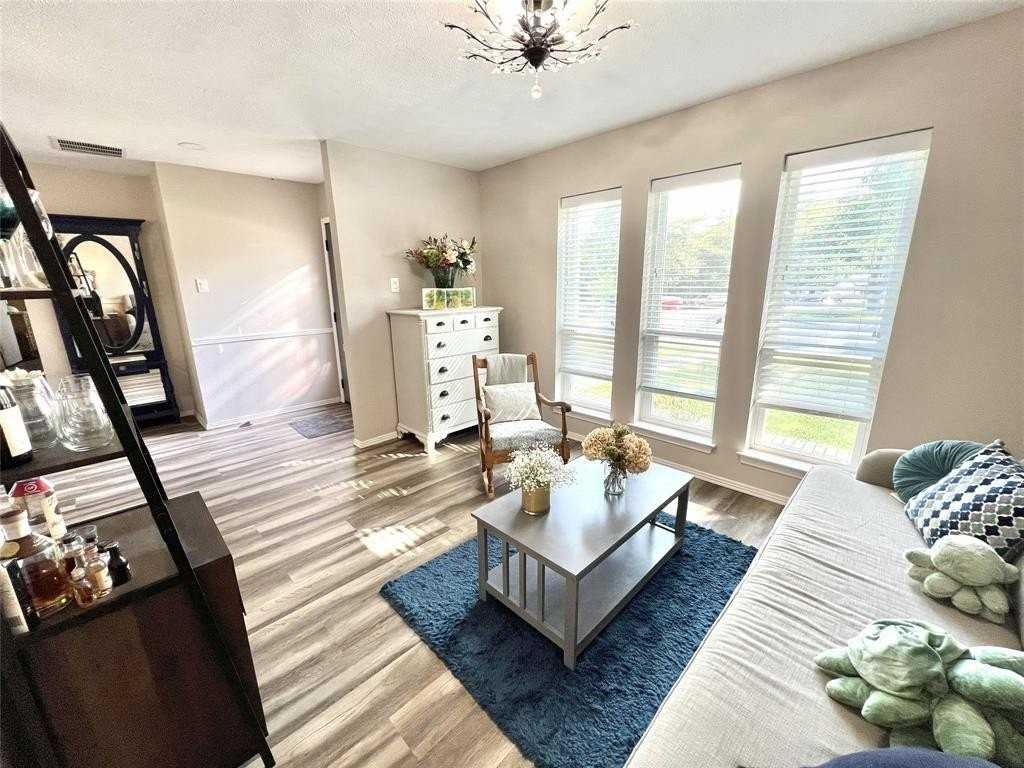 2721 Leta Mae Circle - Photo 2 of 22