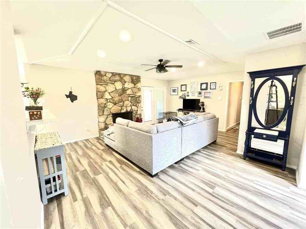 2721 Leta Mae Circle - Photo 3 of 22