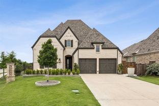 921 Lone Grove Ln - Photo 1 of 1