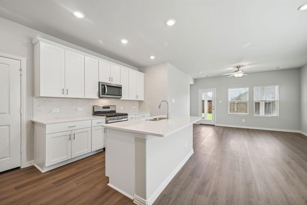 518 Willet Drive - Photo 2 of 40