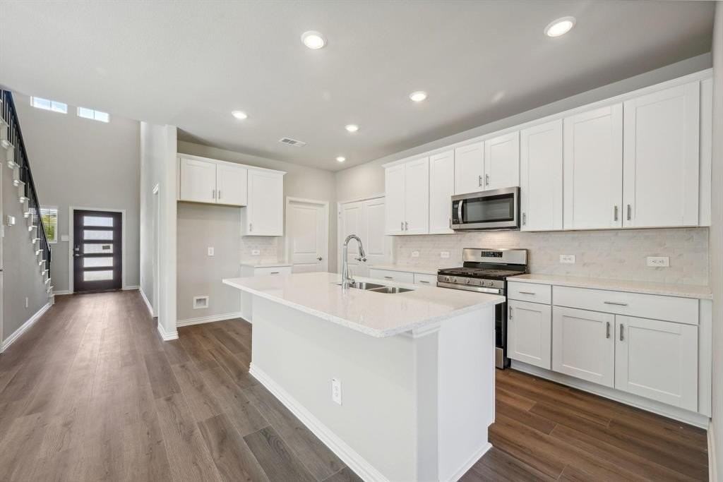 518 Willet Drive - Photo 5 of 40