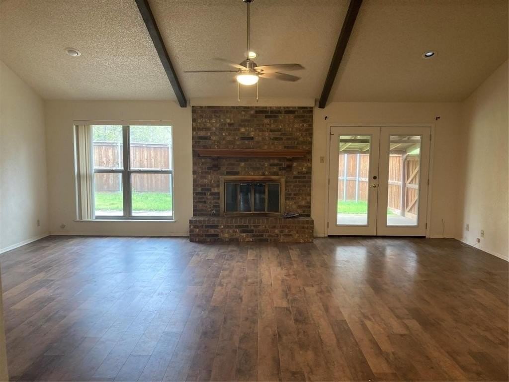 925 Boone Drive - Photo 4 of 17