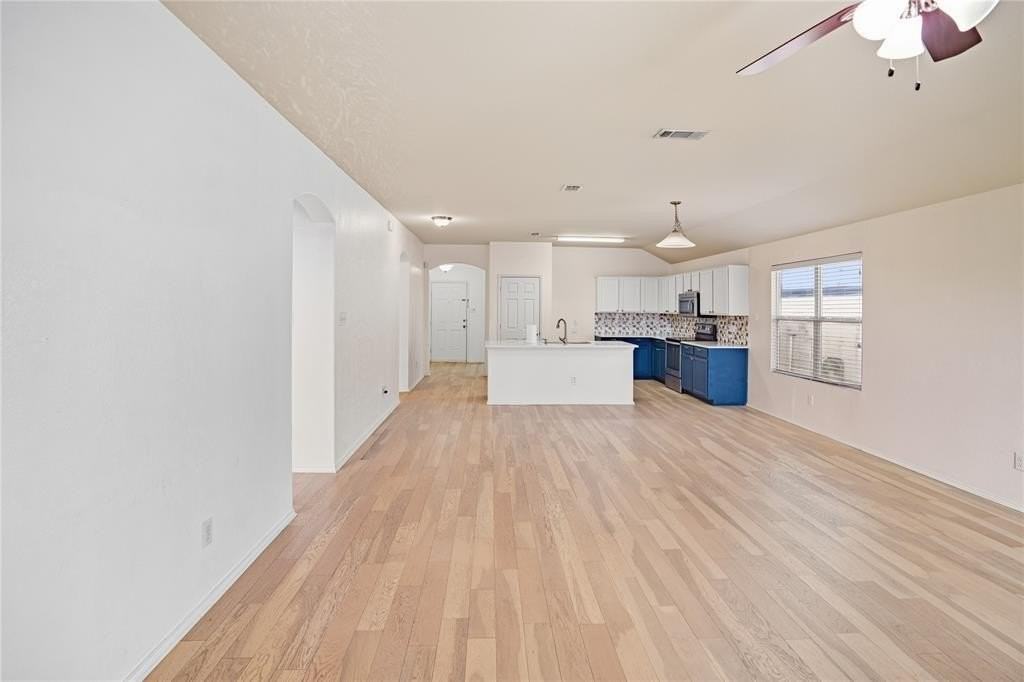 1938 Castaway Drive - Photo 5 of 26