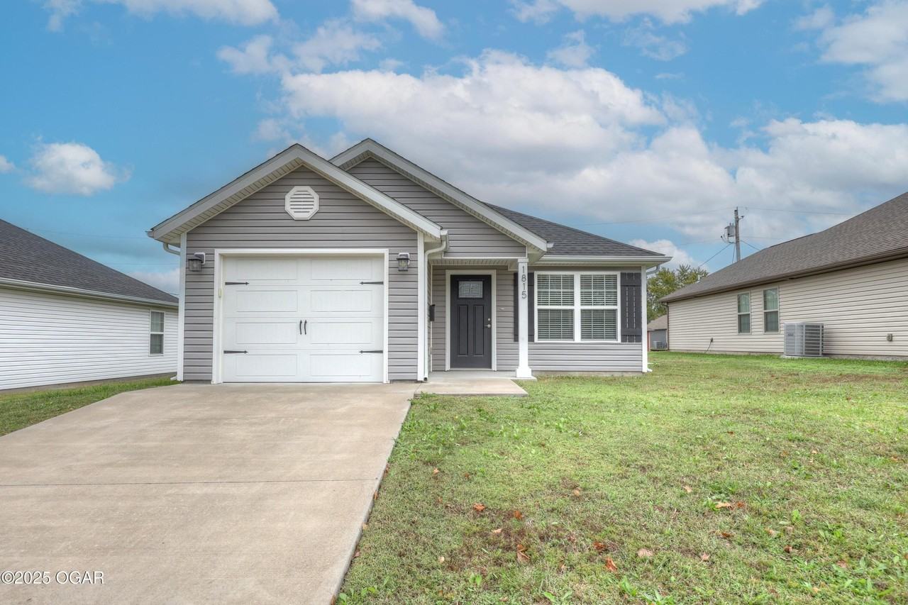 1815 South Pennsylvania Avenue