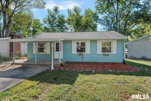 featured image of 400 Lexington Dr