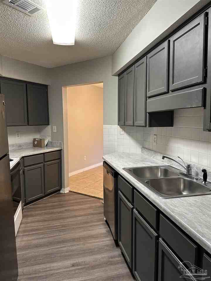 7225 W Fairfield Dr #C3 - Photo 7 of 15