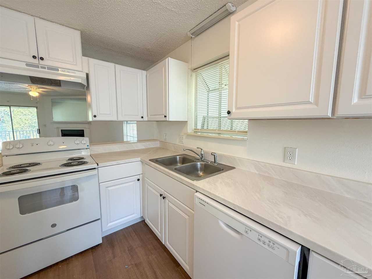 1500 E Johnson Ave #214 - Photo 5 of 19