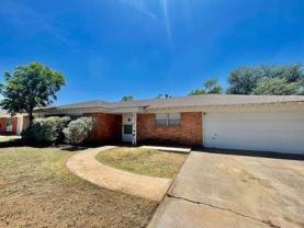 2105 Huntington St - Photo 1 of 1