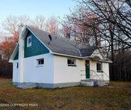 112 Crow Path unit: 101 #101 - Photo 1 of 1