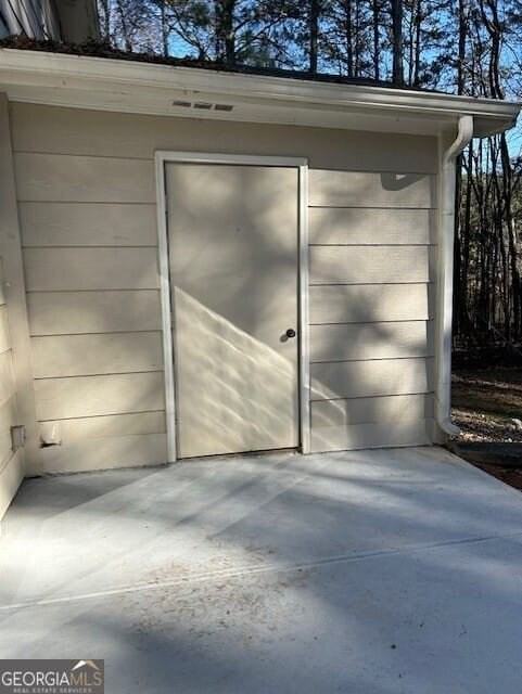 295 Handley Ct - Photo 3 of 25