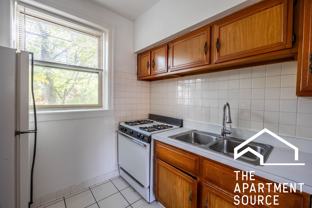 830 Reba Pl #3N - Photo 1 of 1