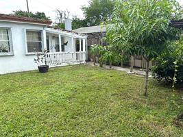 featured image of 31 Southwest 10th Street #1