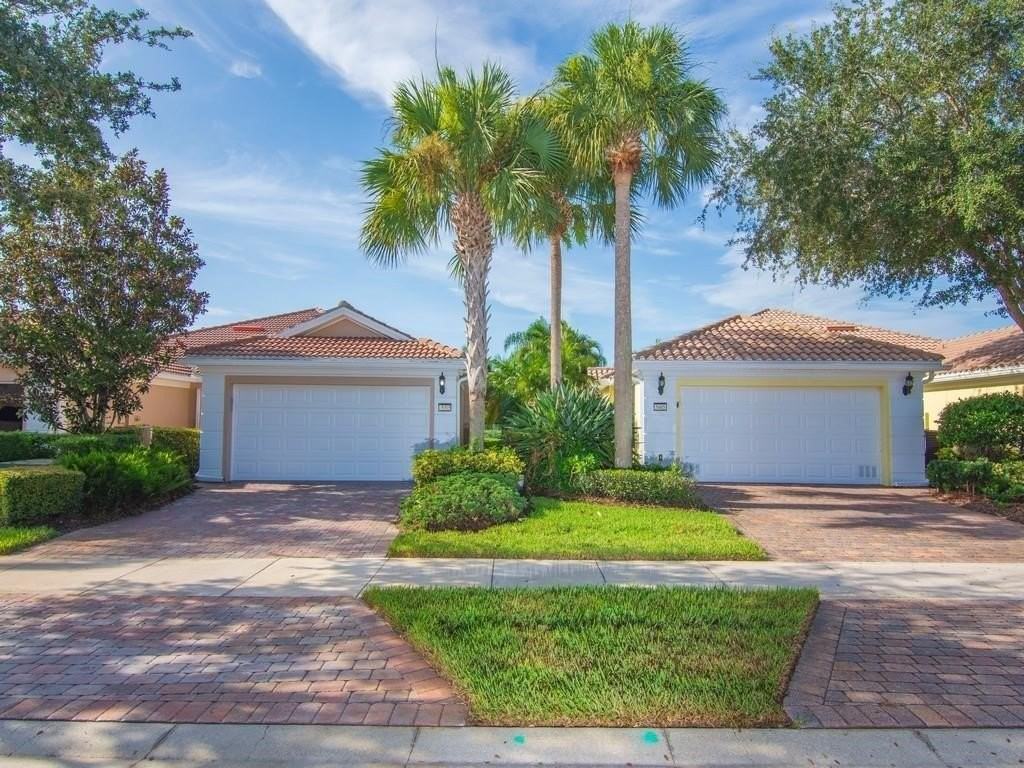 5395 Dominica Street - Photo 3 of 36