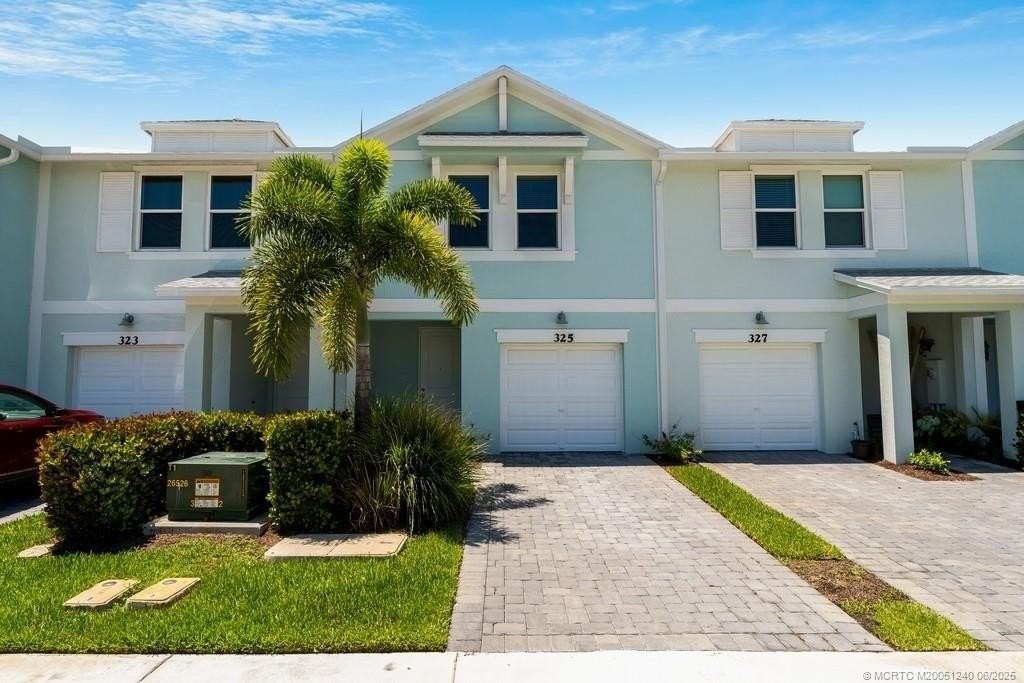 325 Southeast Halifax Lane - Photo 7 of 40