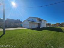 38025 Huron Pointe Dr - Photo 1 of 1