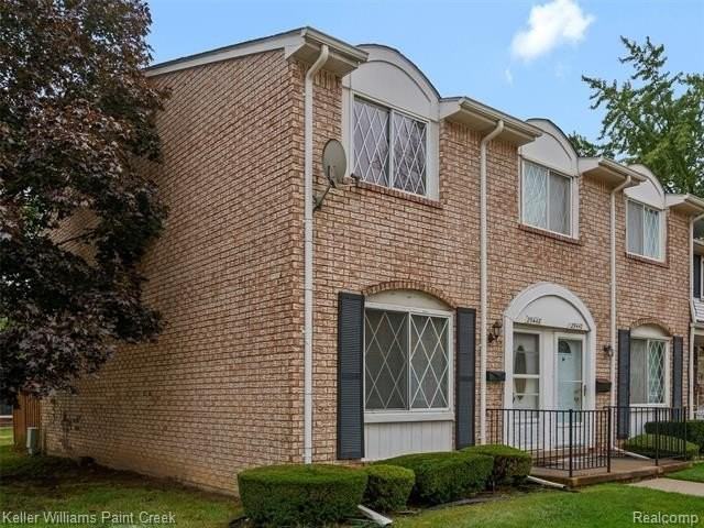 29448 Eldorado Plaza - Photo 2 of 23